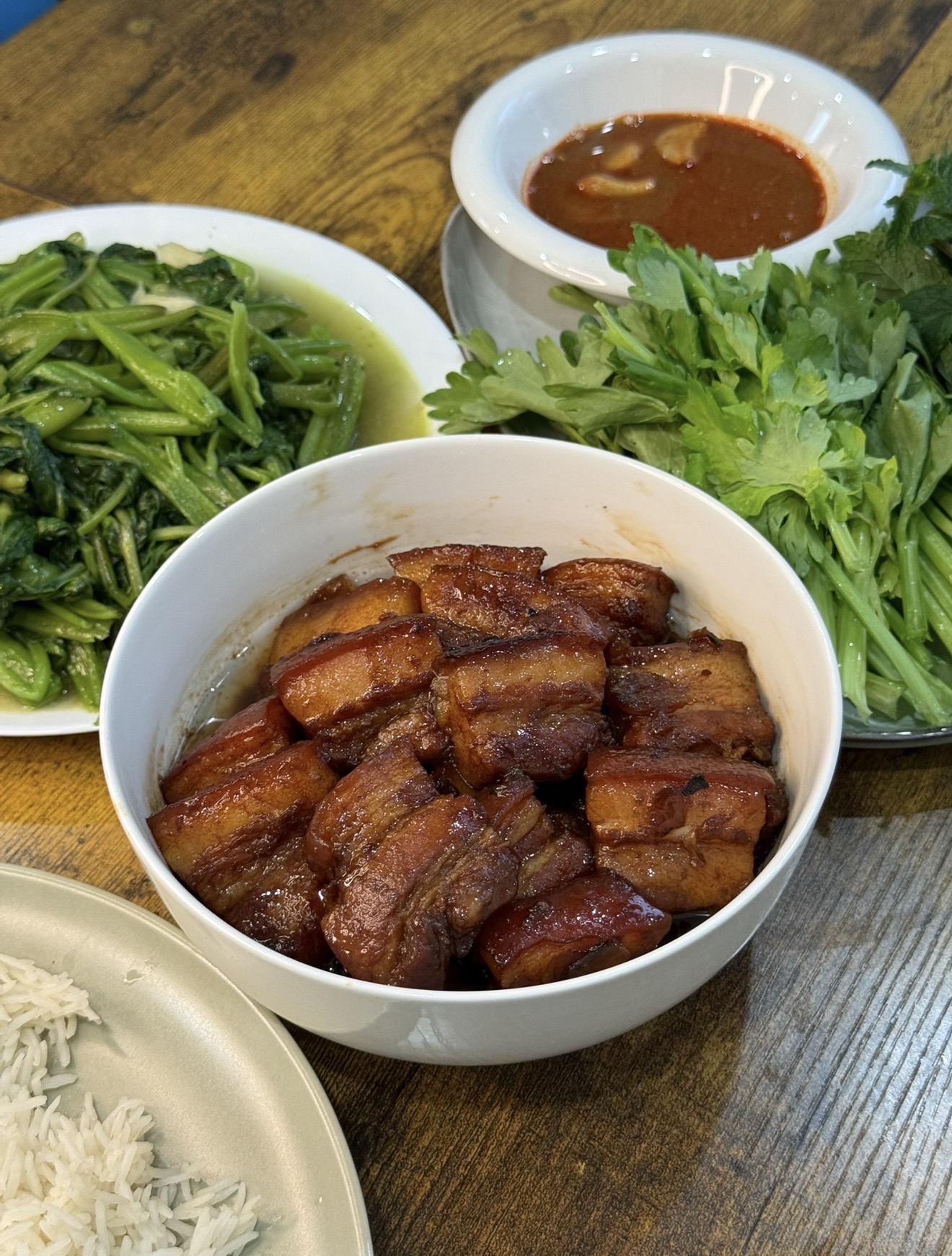 Burmese Sweet Pork (ဝက်သားနီ)